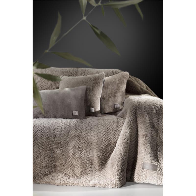 Guy Laroche Σετ Ριχτάρι Πολυθρόνας Crusty Mink 130x170cm με Διακοσμητικό Μαξιλαράκι 40x40+3