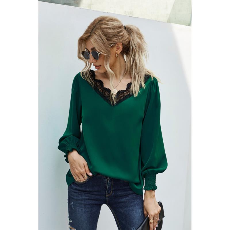 ΑΜΕΣΑ ΔΙΑΘΕΣΙΜΟ: πράσινο δαντελένιο μπλουζάκι με V ντεκολτέ LETTIE GREEN