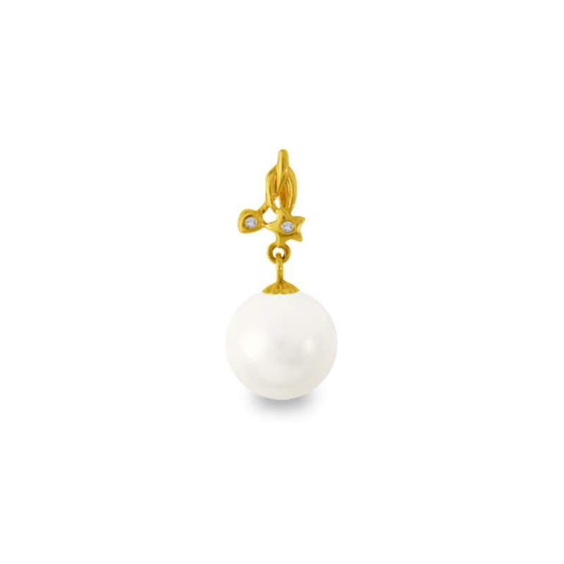 Χρυσό μενταγιόν με λευκό Shell Pearl και διαμάντια - M319972
