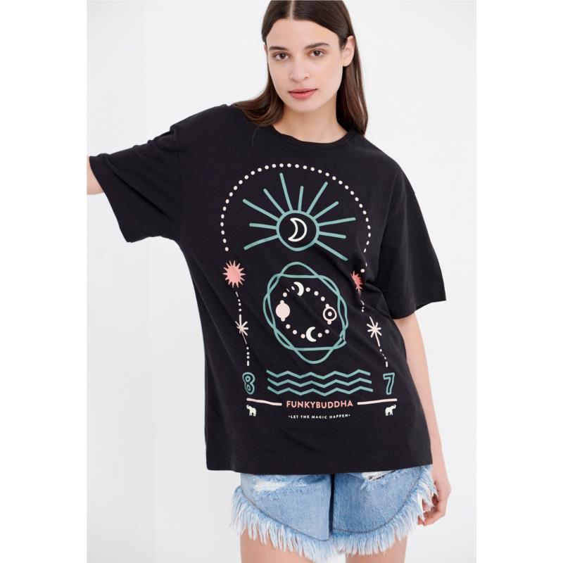 Oversized t-shirt με cosmic τύπωμα