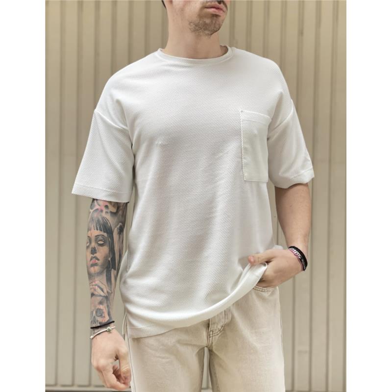 Ανδρική λευκή κοντομάνικη μπλούζα Oversized με τσεπάκι TST2057W