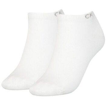 Κάλτσες Calvin Klein Jeans 2 PACK SNEAKER SOCKS WOMEN