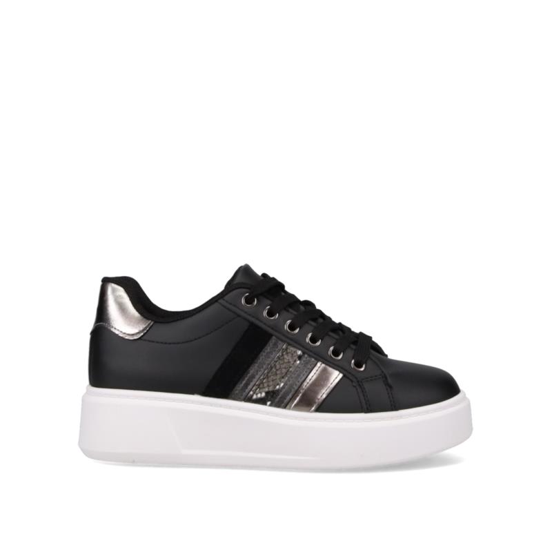 Μαύρο sneaker