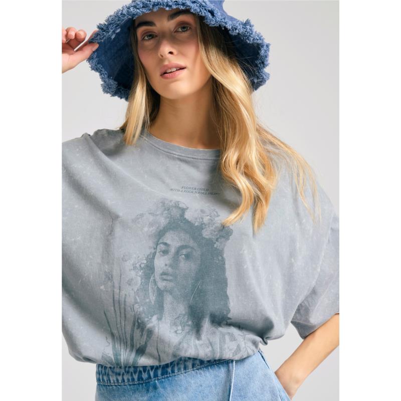 Oversized garment dyed t-shirt με vintage τύπωμα