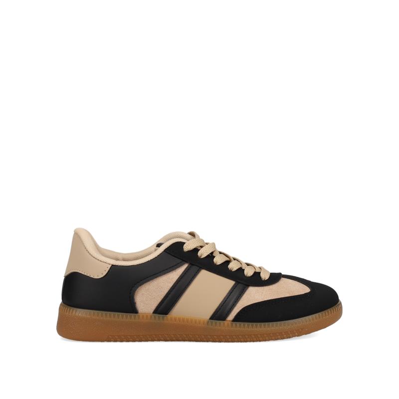 Μαύρο sneaker
